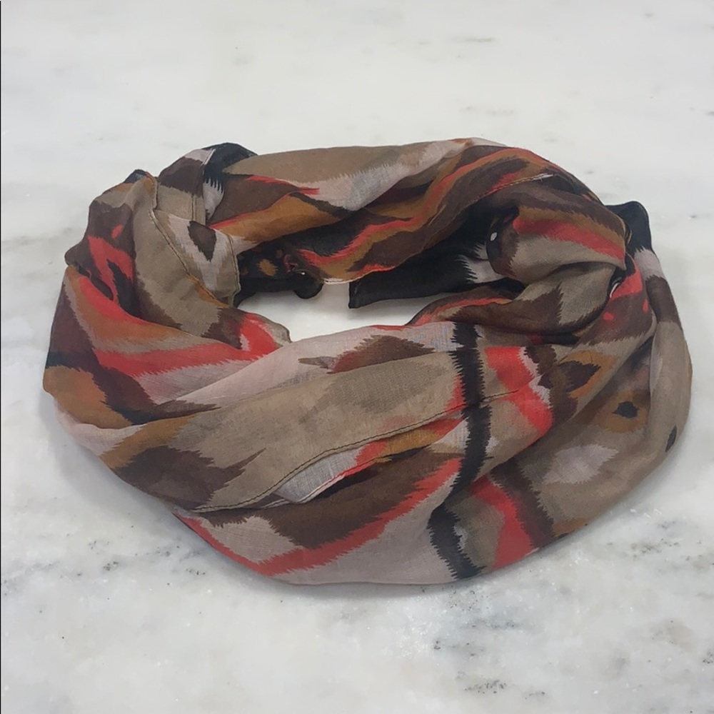 Pretty lightweight scarf